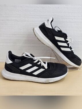 adidas gazelle silver green womens Grape Blitz Adidas Ultraboost Football main image 1